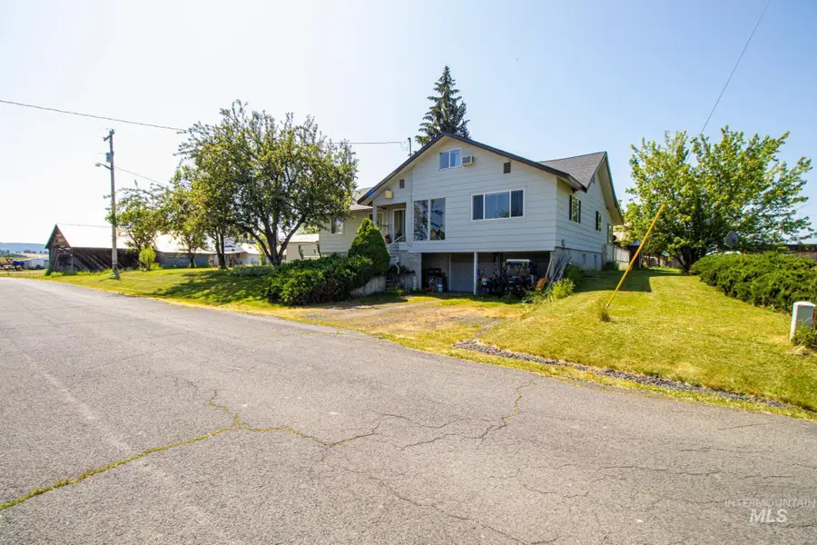 105 Weippe Ave, Weippe, ID 83553 - Image #3