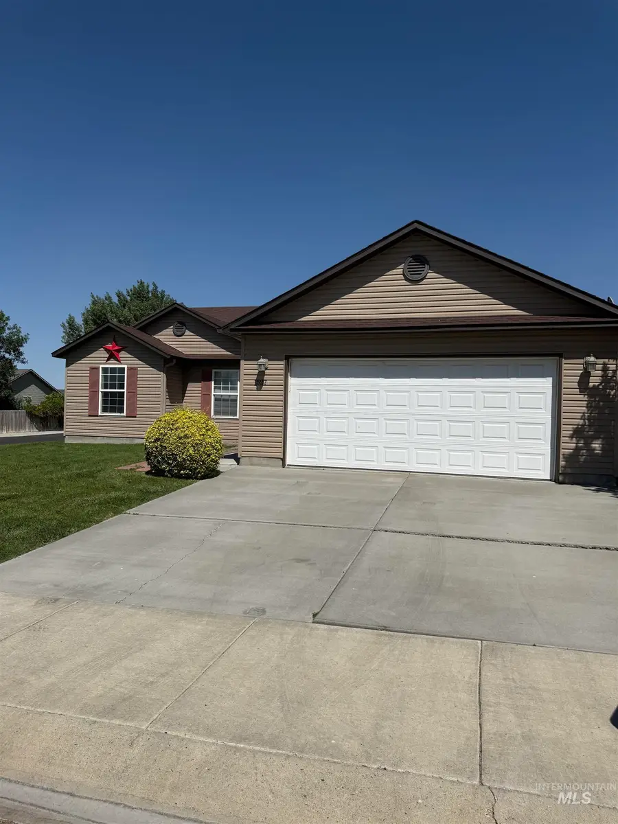 1527 Vista Rd, Twin Falls, ID 83301 - Image #2