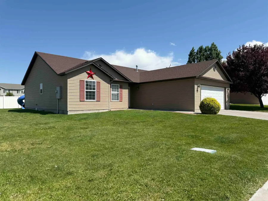 1527 Vista Rd, Twin Falls, ID 83301 - Image #3