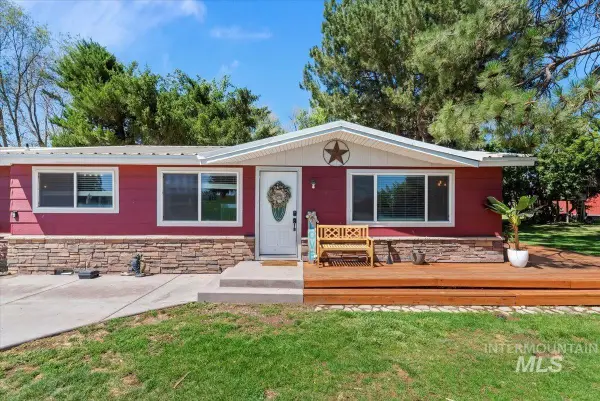 1960 Fairview, Fruitland, ID 83619