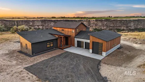 2282 E 4400 N, Filer, ID 83328