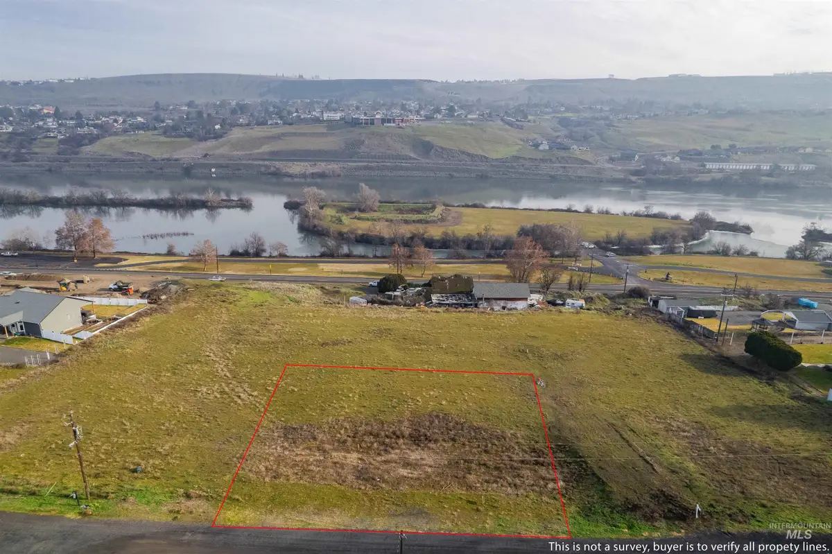 2455 Marina View Dr, Clarkston, WA 99403 - #1