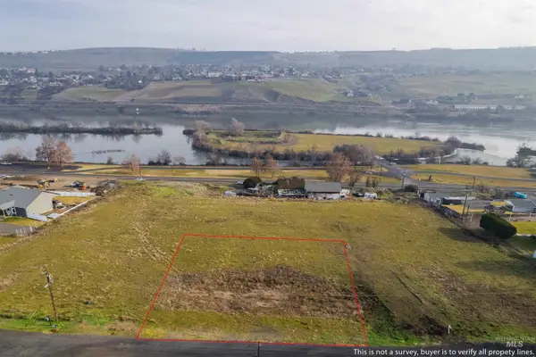 2455 Marina View Dr, Clarkston, WA 99403