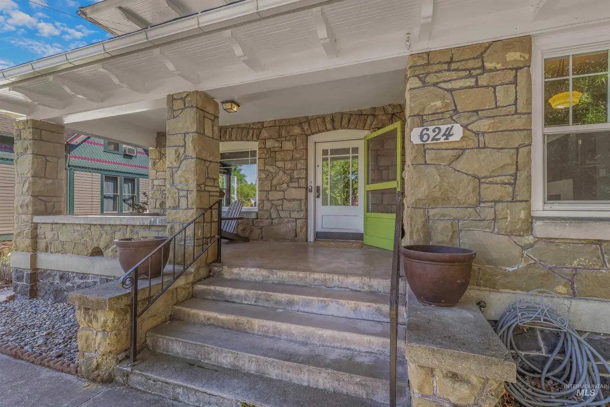 624 6th Avenue, Lewiston, ID 83501 - #1