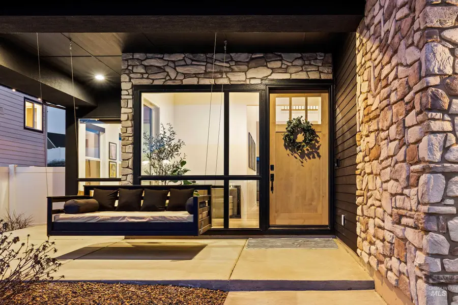 13684 N Sage Grouse Place, Boise, ID 83714 - Image #3