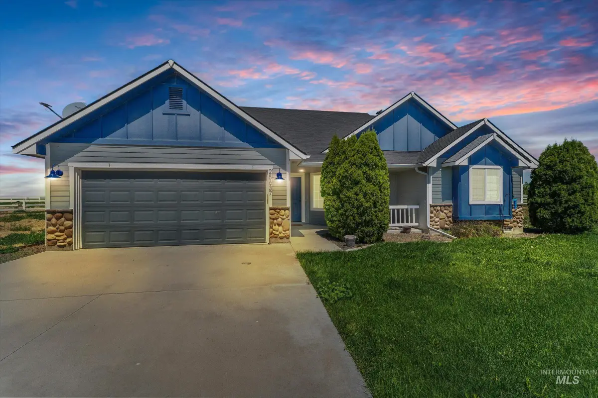 25637 Lon Davis Rd,, Parma, ID 83660 - Image #1