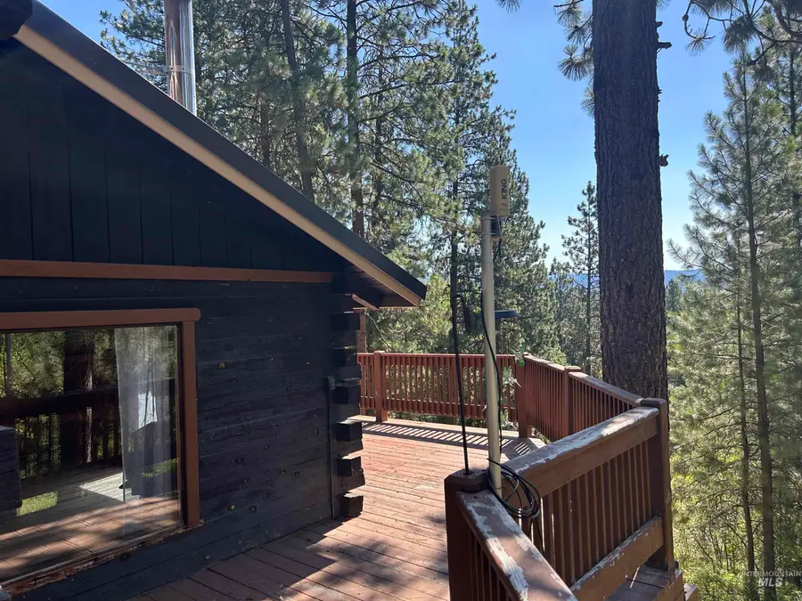 36 Aspen Dr, Garden Valley, ID 83622 - Image #2