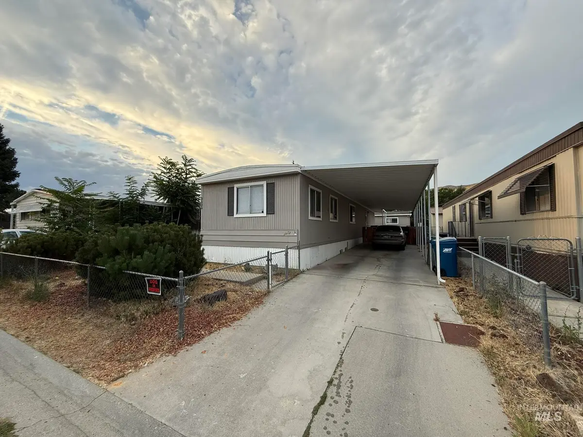 3535 S Kingsland Way, Boise, ID 83716 - Image #1