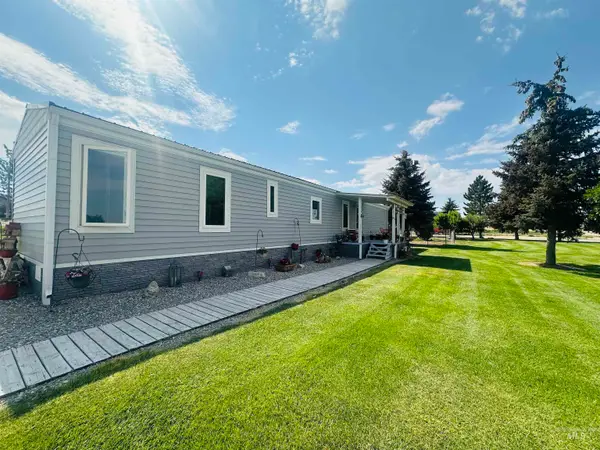 550 S Worthington St, Oakley, ID 83346