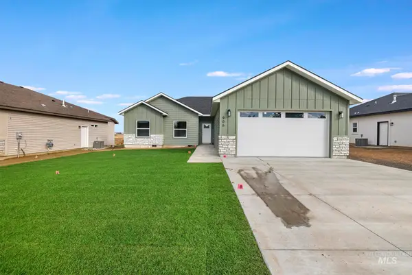 906 23rd Ave E, Jerome, ID 83338