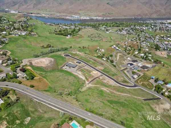 1669 Bennett Hill Drive, Clarkston, WA 99403