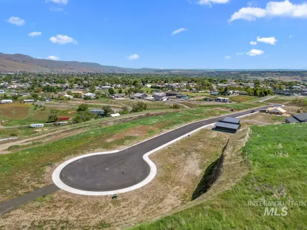 1673 Bennett Hill Drive, Clarkston, WA 99403