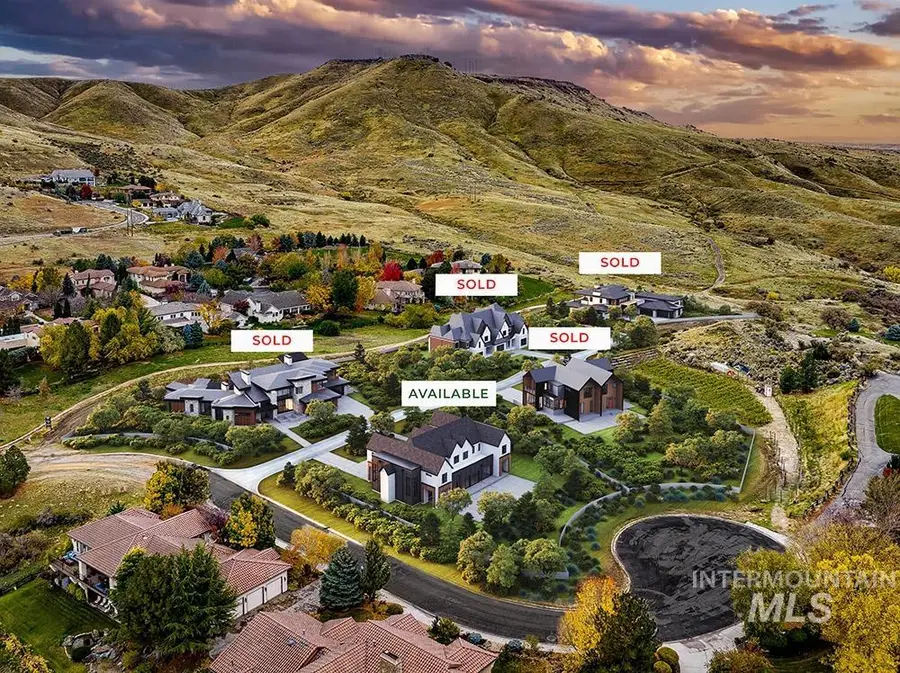 243 N Burgundy Rose Lane, Boise, ID 83712 - Image #2