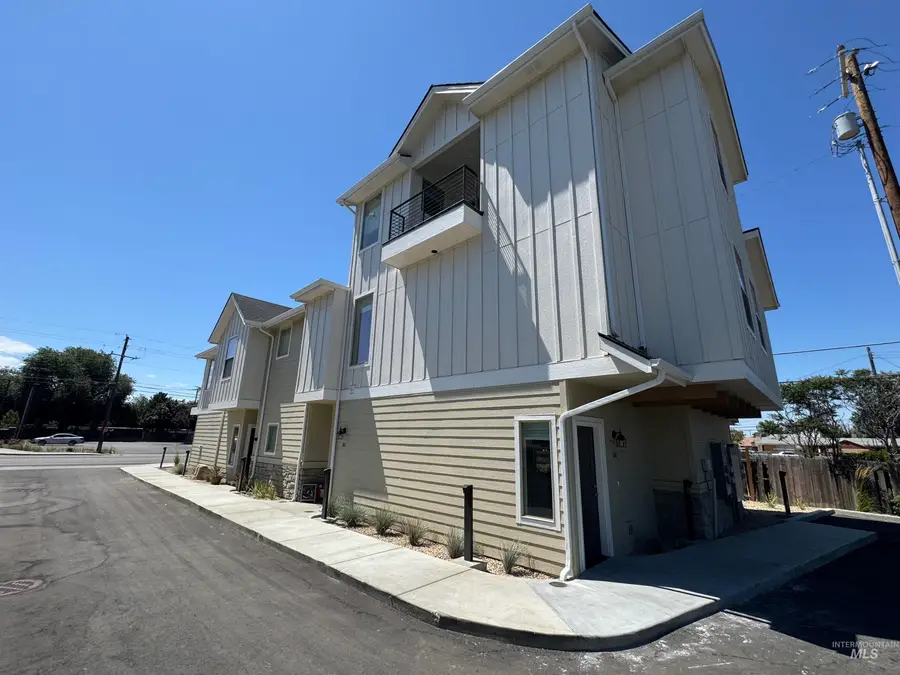 6726 W Overland, Boise, ID 83709 - Image #2