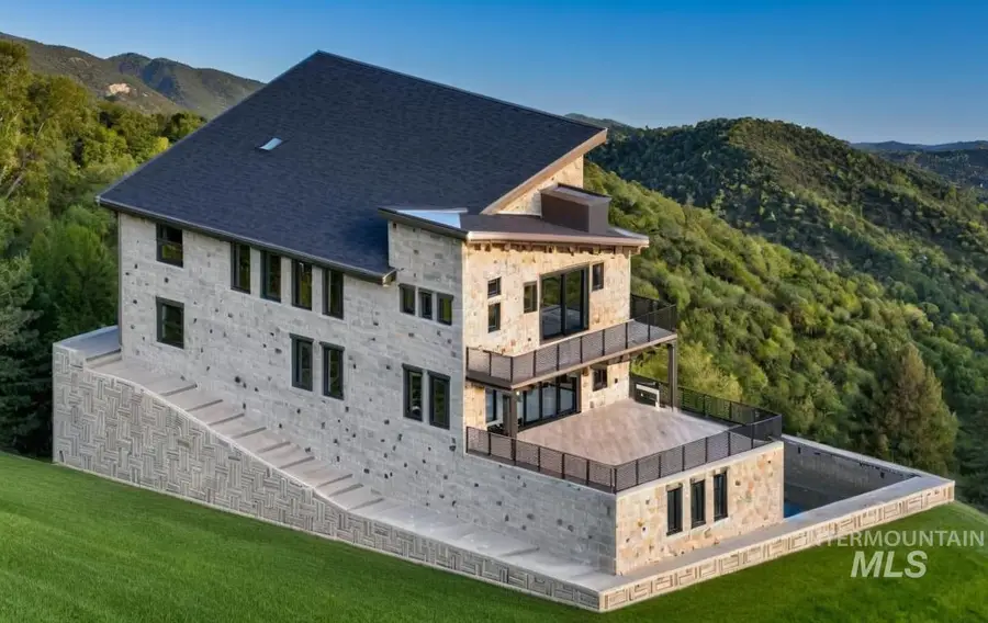 6506 N Eugene Lane, Boise, ID 83703 - Image #2