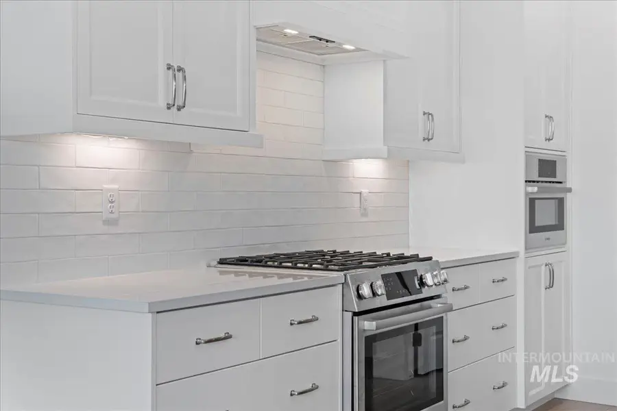 6753 N Magic Mallard Ave #Larkspur, Meridian, ID 83646 - Image #3