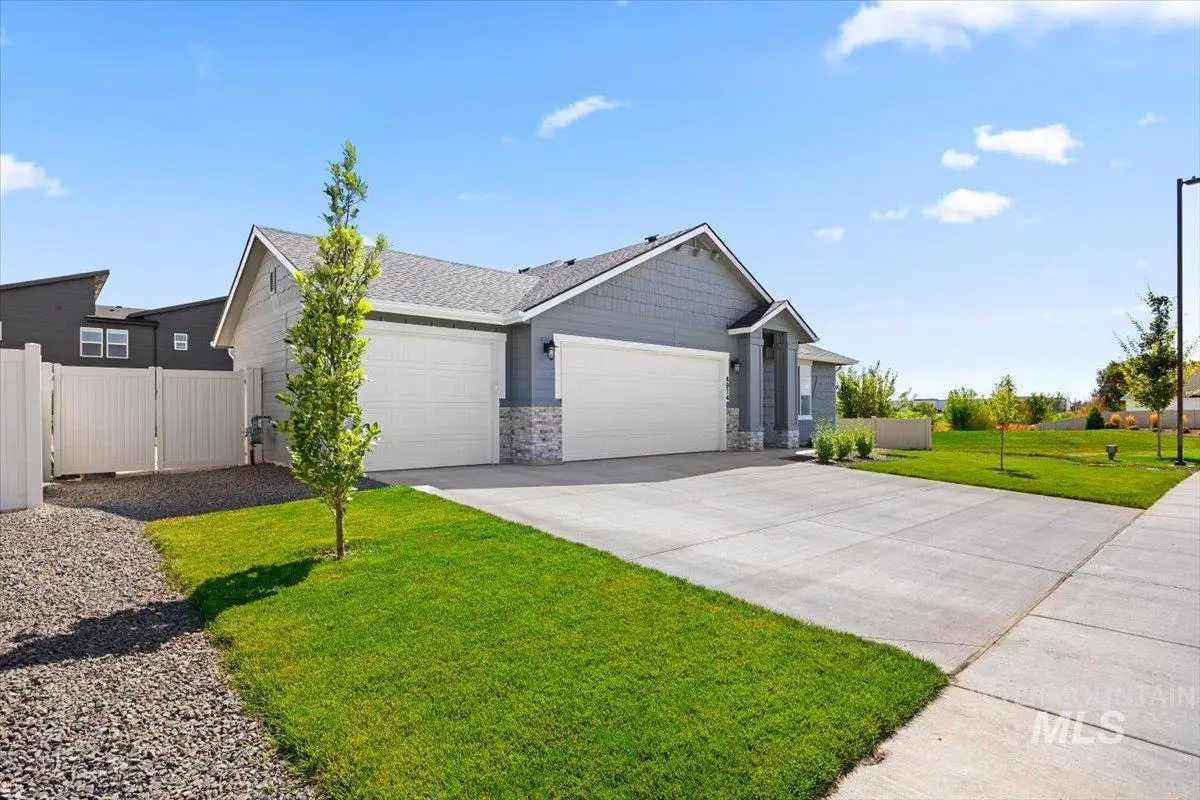 4914 Endicott Dr, Caldwell, ID 83605 - Image #1