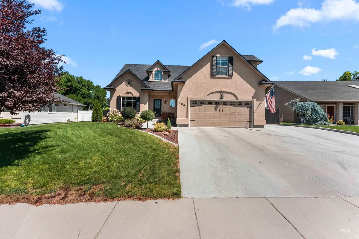 238 Walnut Creek Way, Nampa, ID 83686 - Image #1
