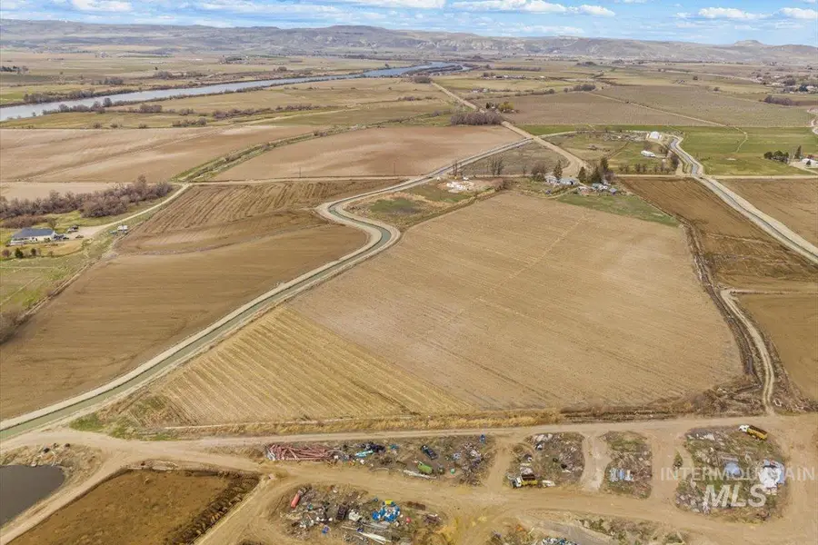 21488 Case Ln, Wilder, ID 83676 - Image #2