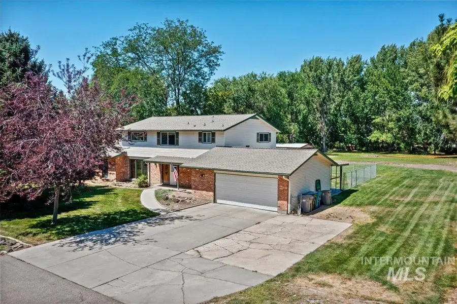 10360 W Saranac Dr, Boise, ID 83709 - Image #2