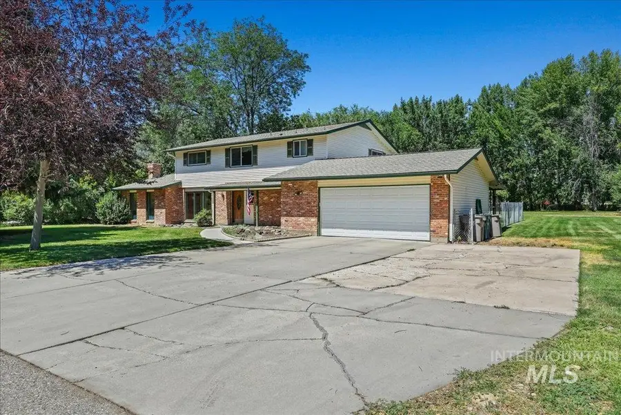 10360 W Saranac Dr, Boise, ID 83709 - Image #3