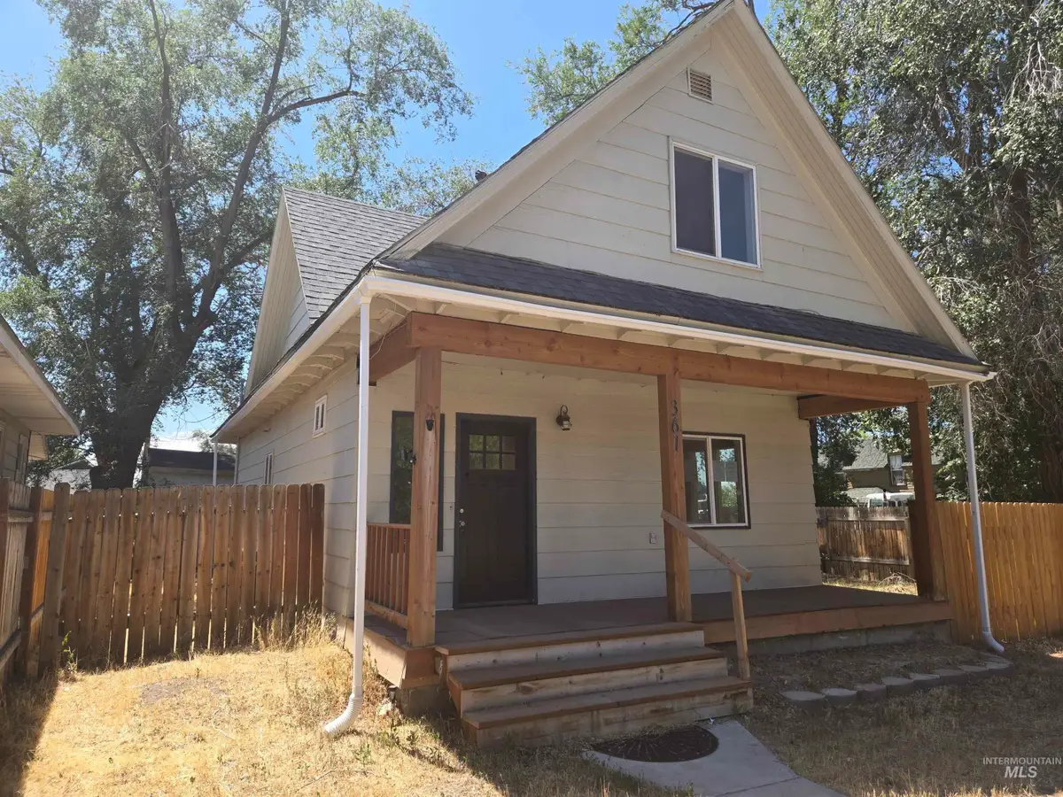 361 W 3rd Ave, Twin Falls, ID 83301 - Image #1