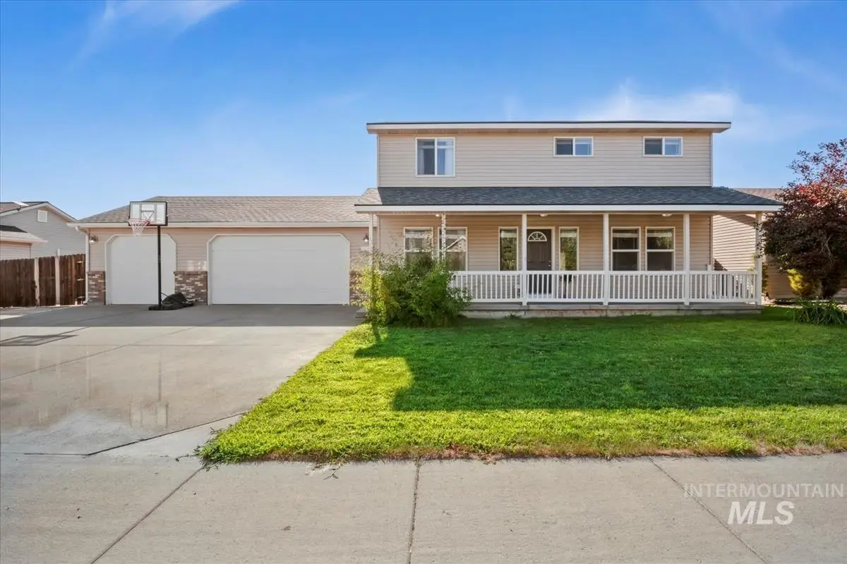 1437 NE Cinder Loop, Mountain Home, ID 83647 - Image #1