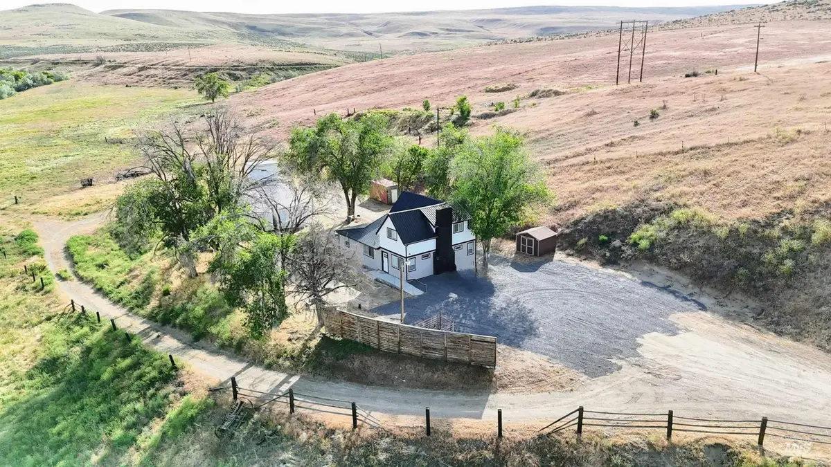 5850 Lockett Rd, Huntington, OR 97907 - Image #1