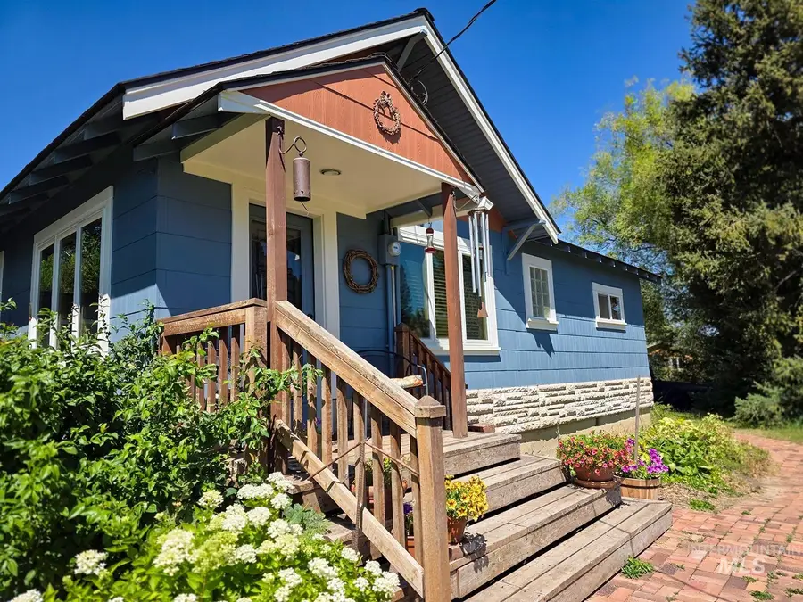 1031 Spring Valley Rd, Troy, ID 83871 - Image #2