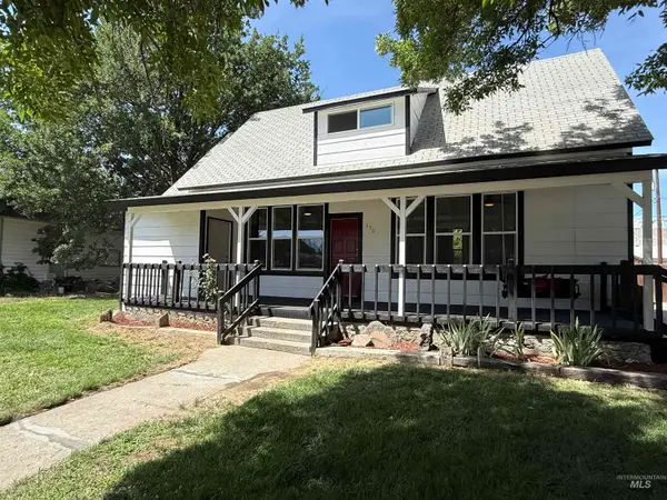 150 W Cleveland, Glenns Ferry, ID 83623