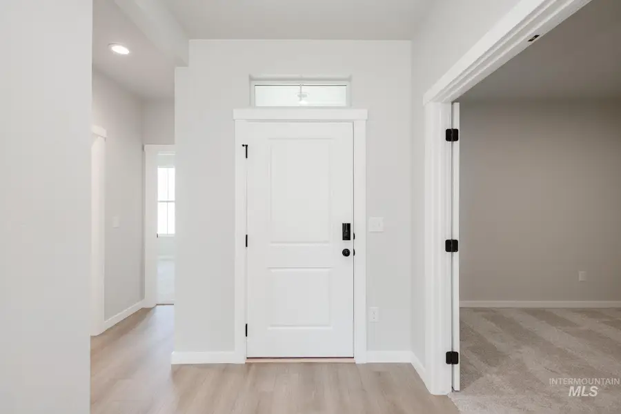 1125 E Crab Springs St, Nampa, ID 83686 - Image #3