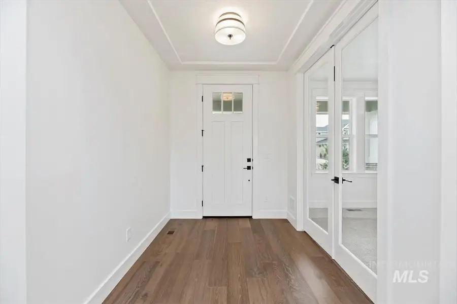 9457 S Egg Harbor Ave, Kuna, ID 83634 - Image #2