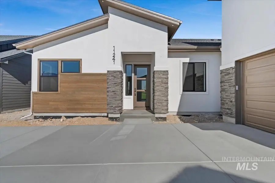 11241 S Corballis Ln, Kuna, ID 83634 - Image #2