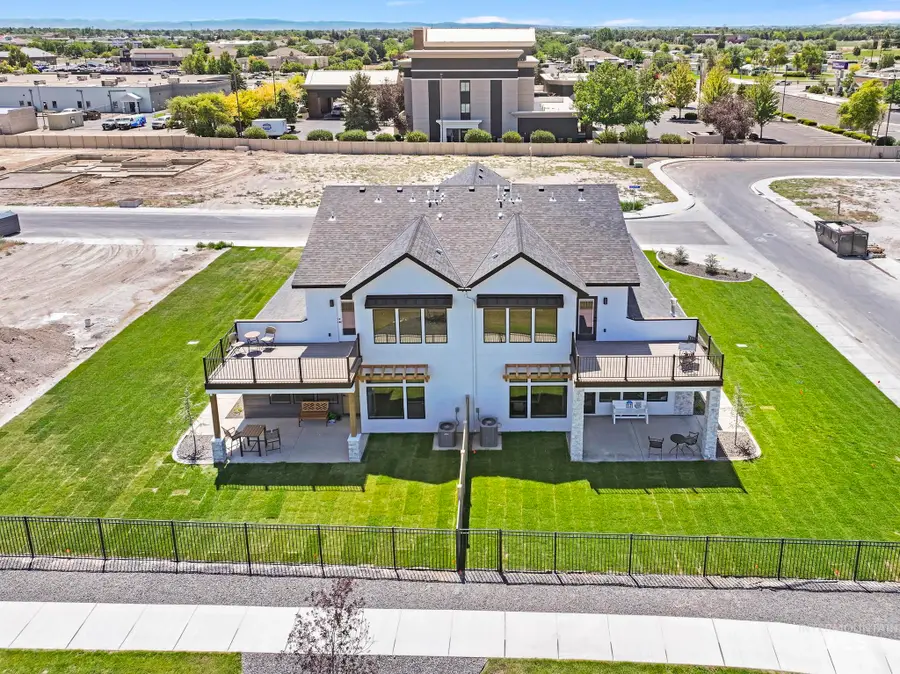 537 Canyon Mist Dr, Twin Falls, ID 83301 - Image #2