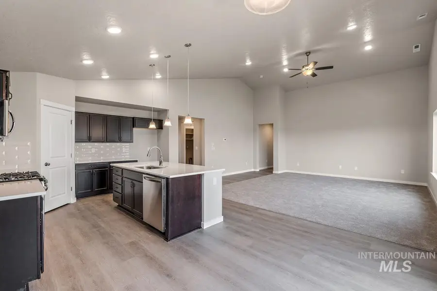 19332 Snowyside Way, Caldwell, ID 83605 - Image #2