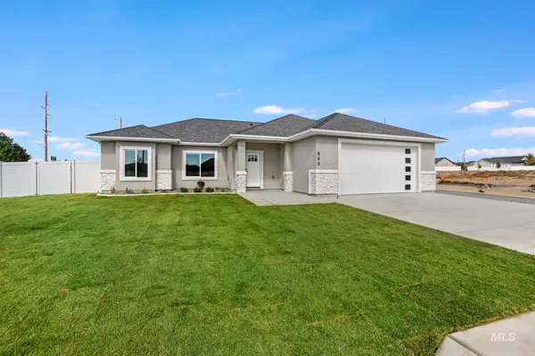 800 Bird Farm Drive, Jerome, ID 83338