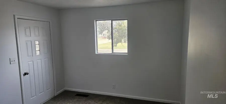 284 N Main, Downey, ID 83234 - #2