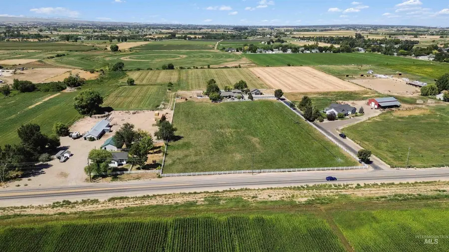 8421 S Ten Mile Rd, Meridian, ID 83642 - Image #2