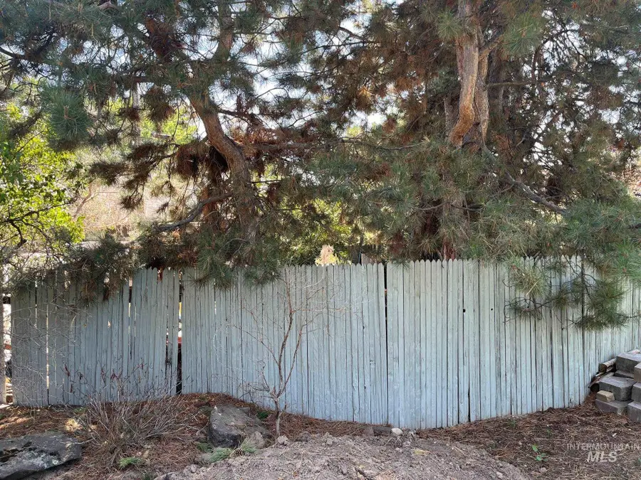 601 W Beeson St, Boise, ID 83706 - #3