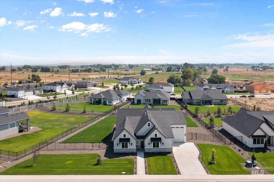 7125 E Osprey Estates Drive, Nampa, ID 83686 - Image #2