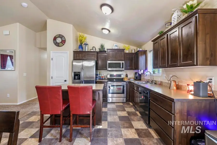 1011 Chisum Circle, Filer, ID 83328 - Image #2