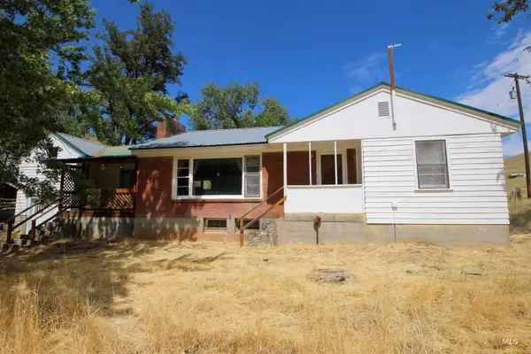 5208 Highway 52, Horseshoe Bend, ID 83629