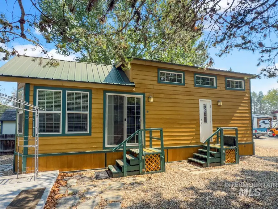 30 F Street, Cascade, ID 83611 - Image #3