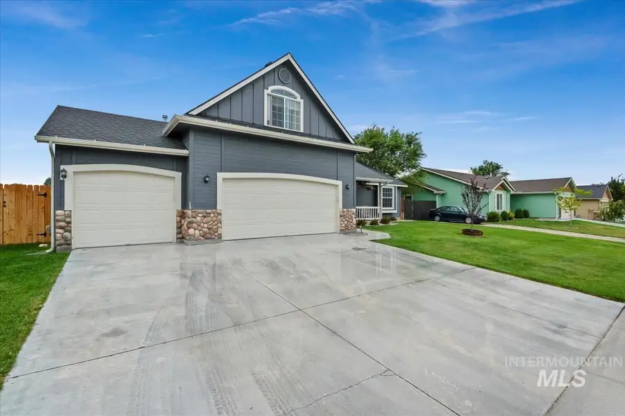 1322 N 14th East, Mountain Home, ID 83647 - Image #3