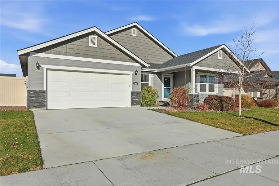 9178 W Stonewood Drive, Boise, ID 83709 - Image #2