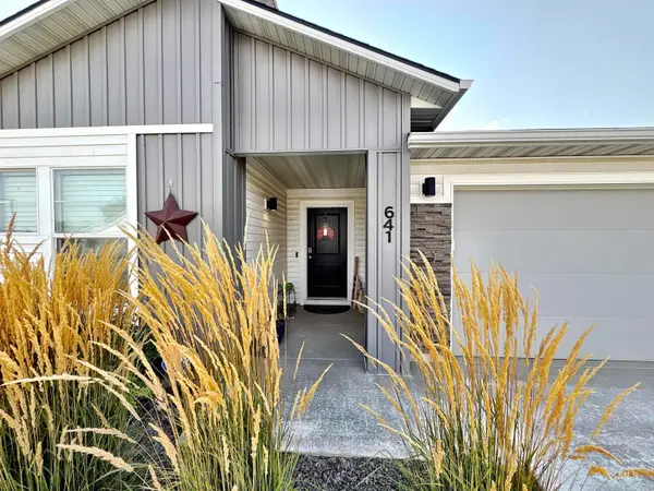 641 S Bangor Way, Nampa, ID 83687