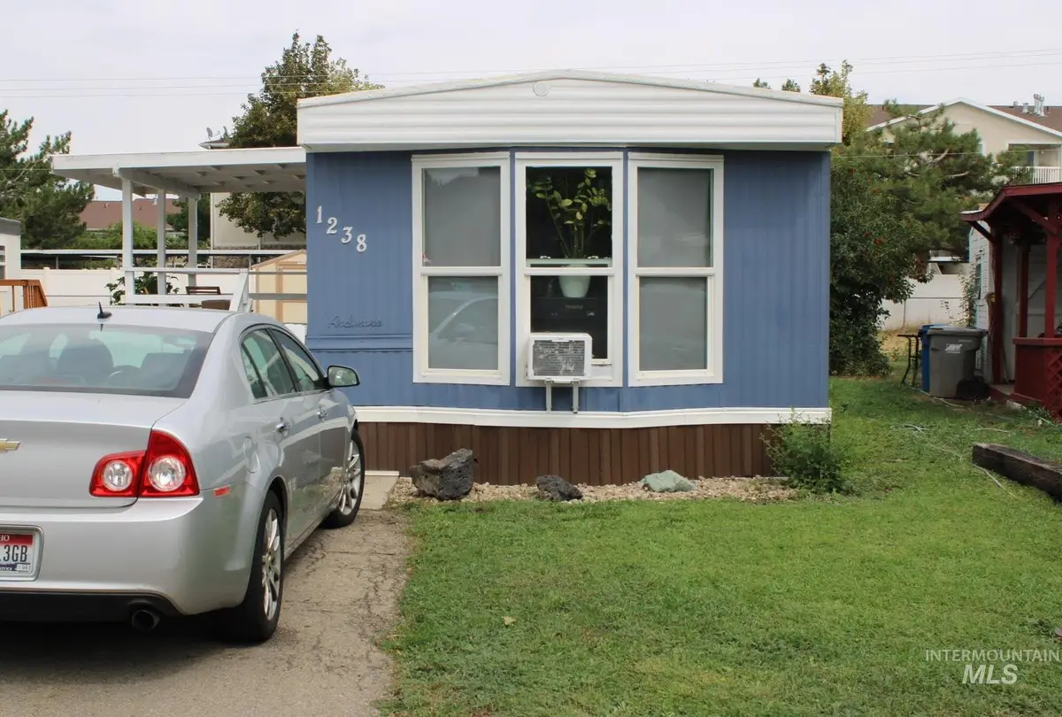 1238 N. Sable Ln, Boise, ID 83704 - Image #1