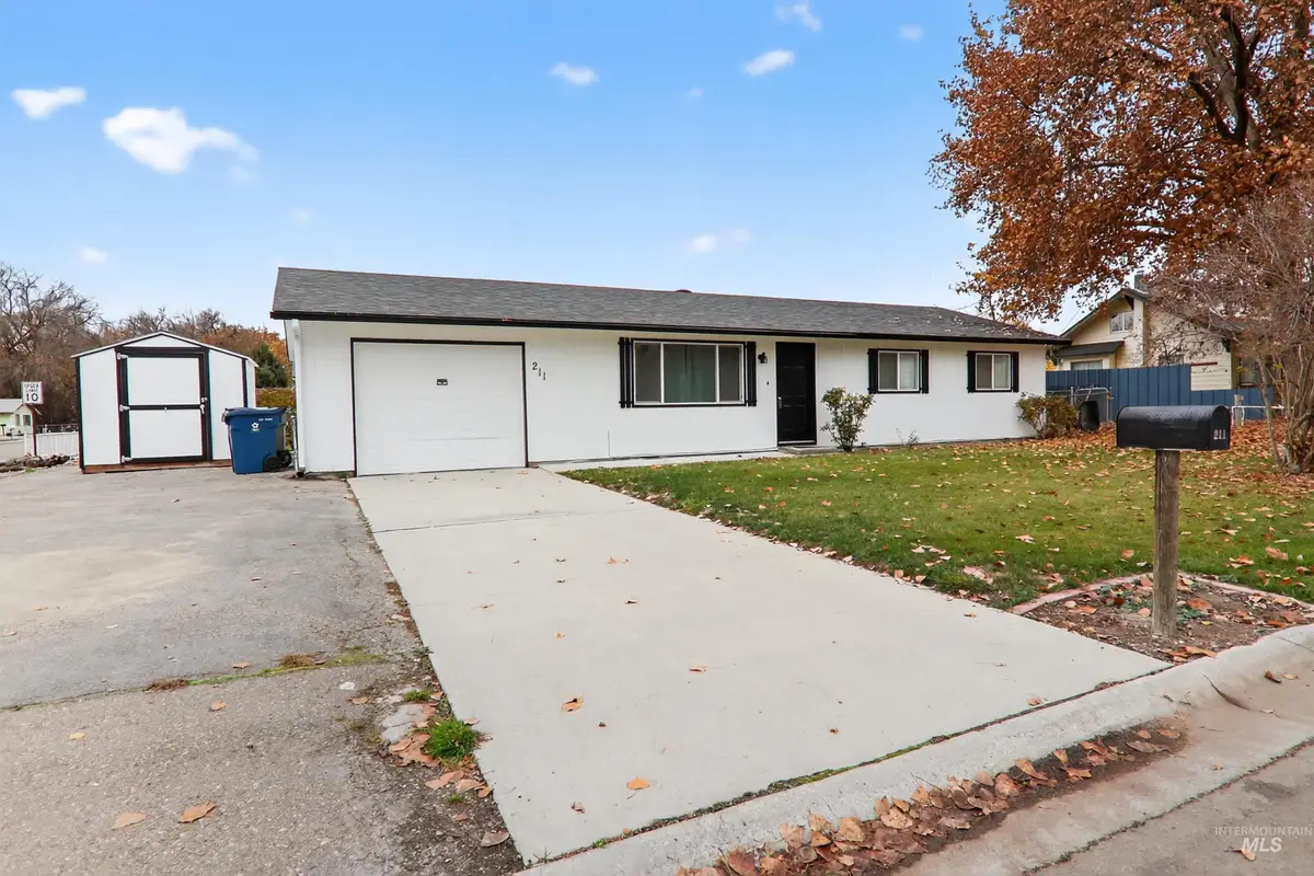 211 Jasper Ave, Middleton, ID 83644 - Image #1