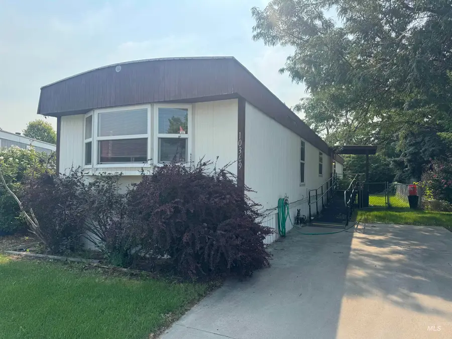 10369 W Florence Ln, Boise, ID 83704 - Image #2