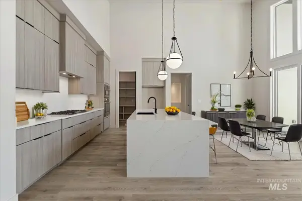 7689 W Lookout View St #Sienna XL, Meridian, ID 83646